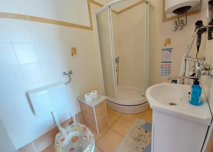 With Parking Space Pag - 20124 شقة باغ